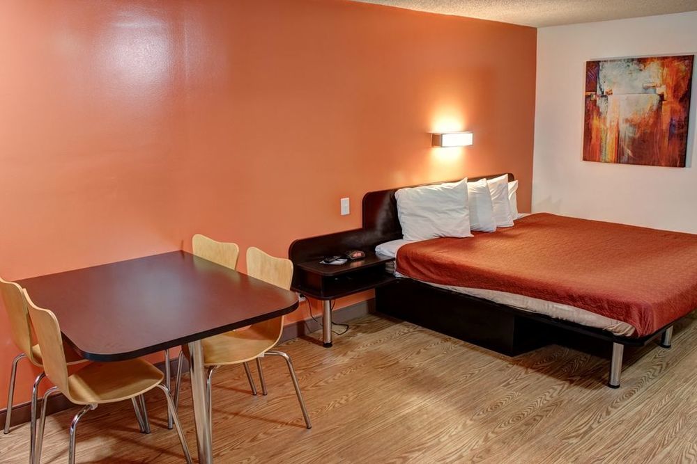Americas Best Value Inn Heath-Newark Room photo
