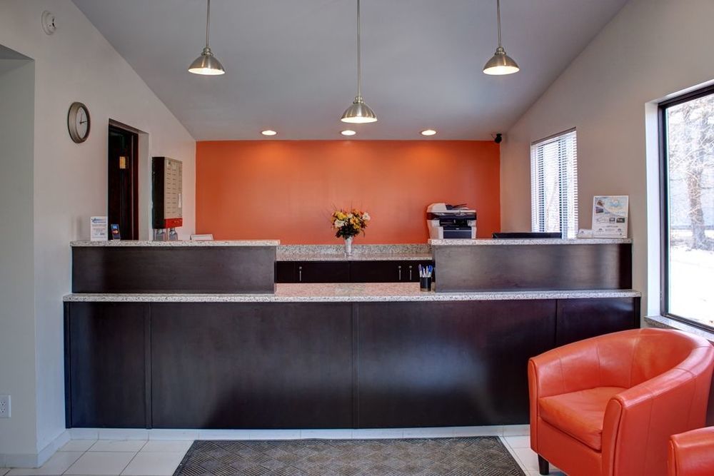 Americas Best Value Inn Heath-Newark Interior photo
