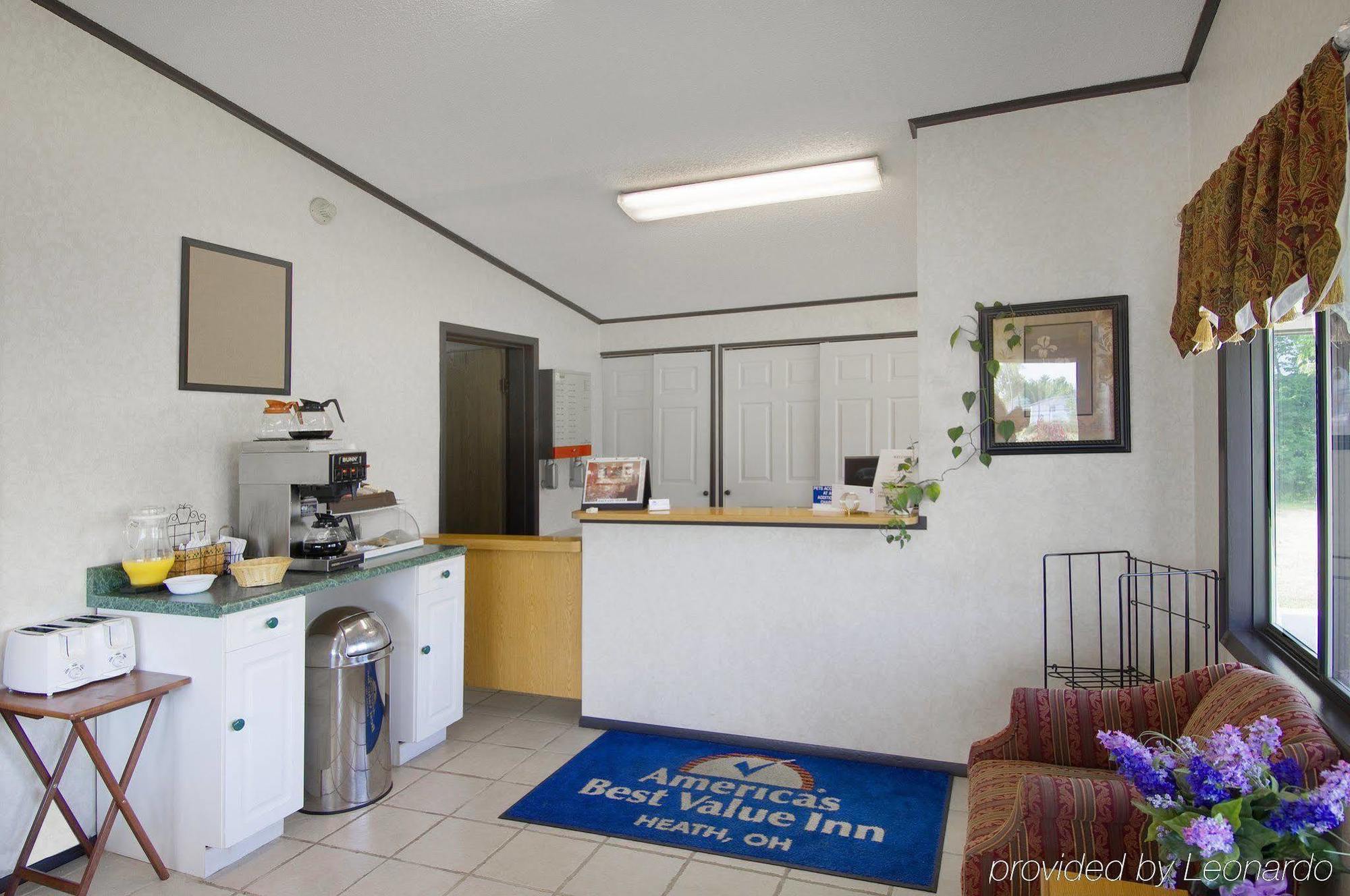 Americas Best Value Inn Heath-Newark Interior photo